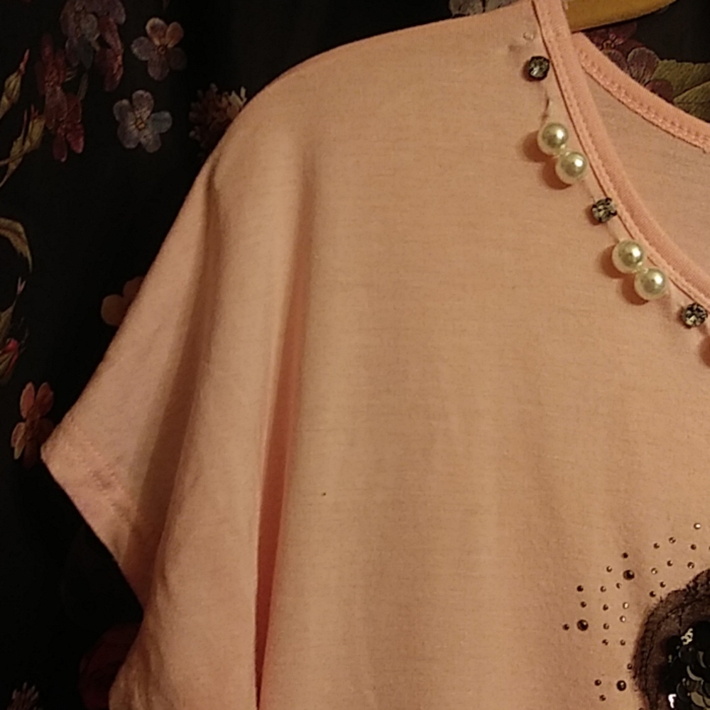 3 for $15 sequin tee - Picture 4 of 8